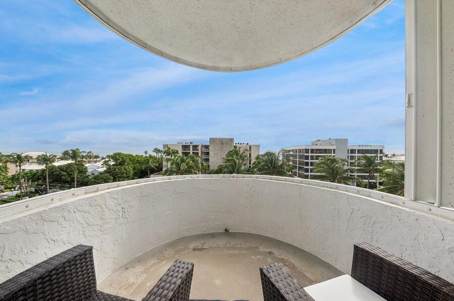 2200 S Ocean Boulevard 707