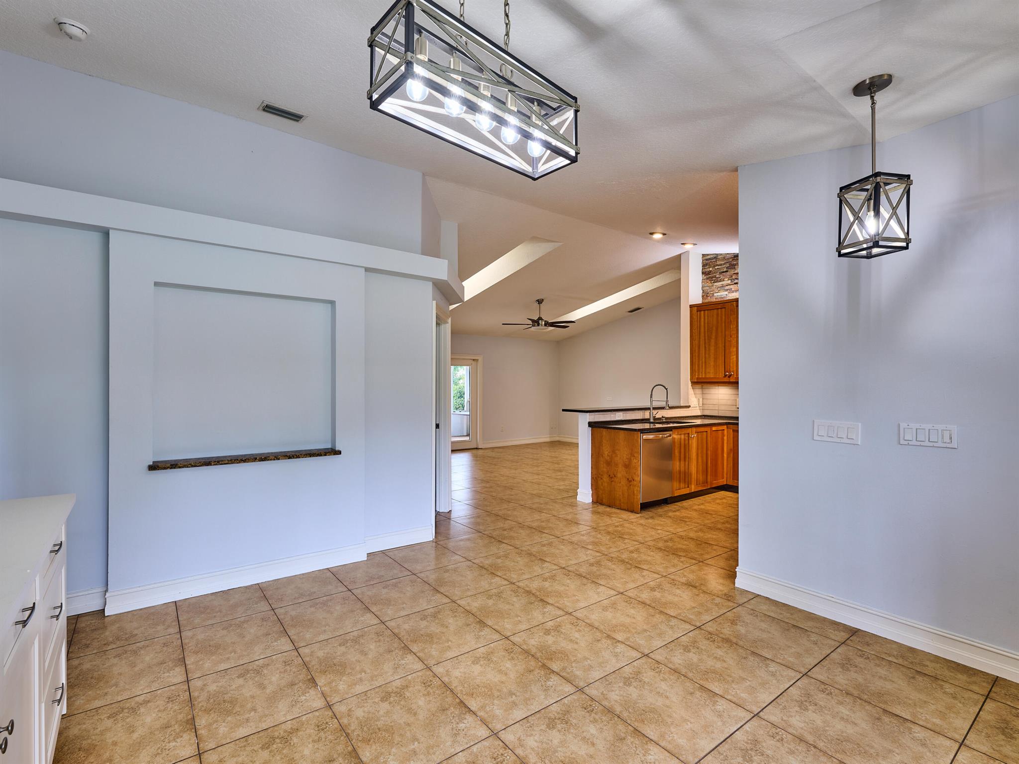 17567 84th Court N