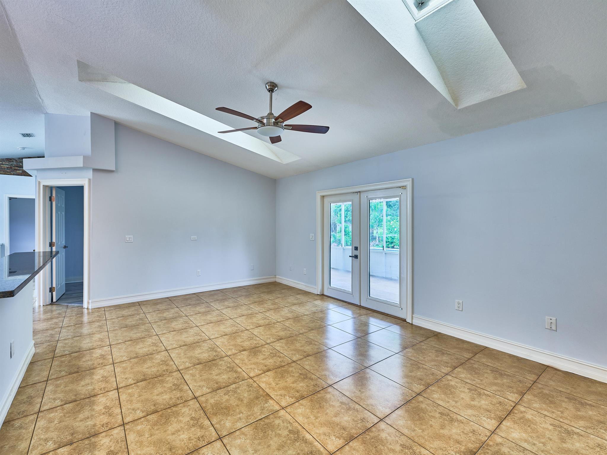 17567 84th Court N