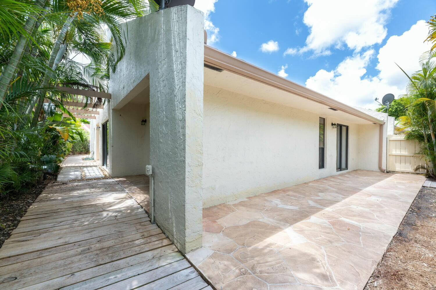 6485 Amarillo Lane