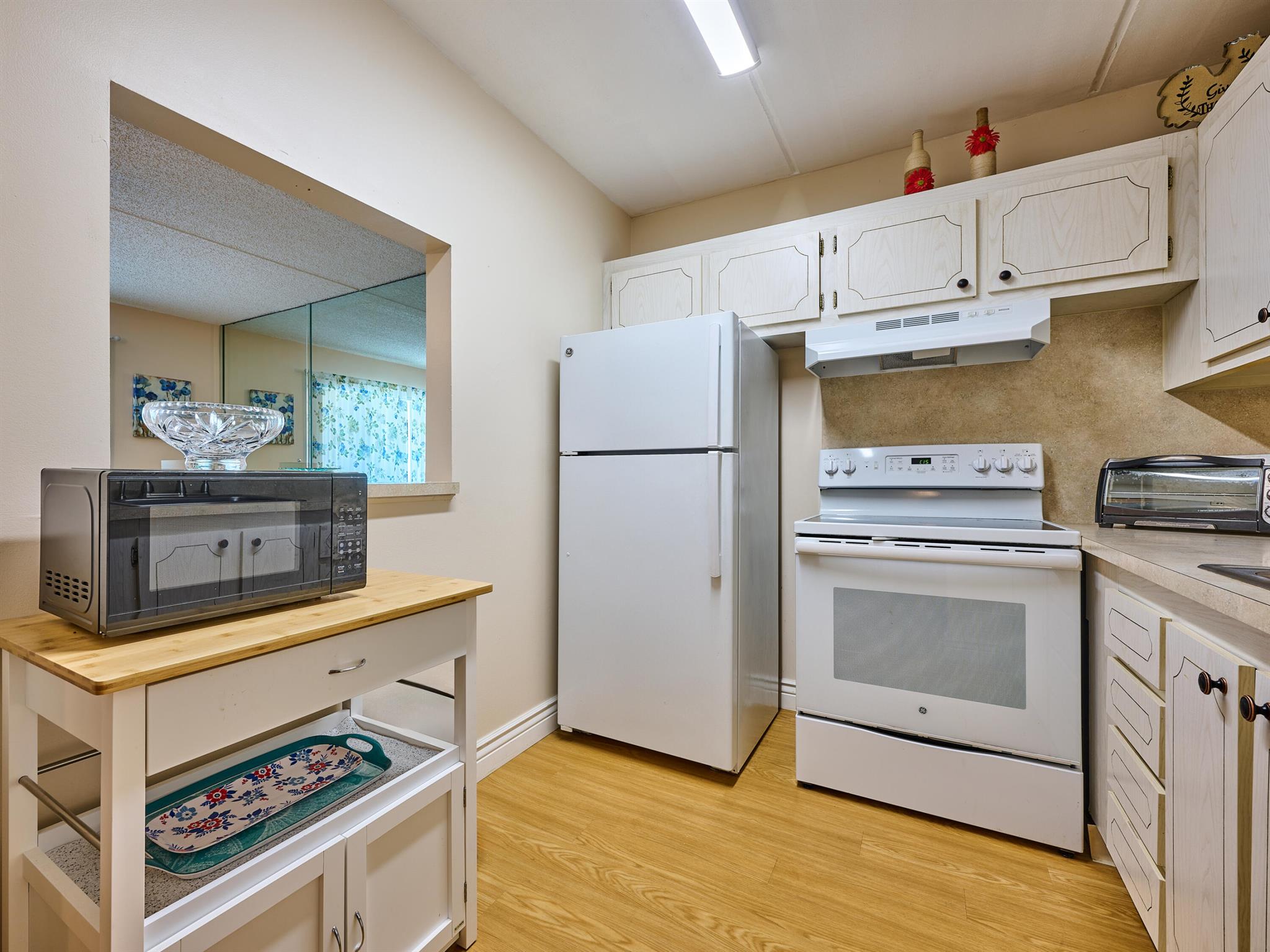 3100 Springdale Boulevard 206