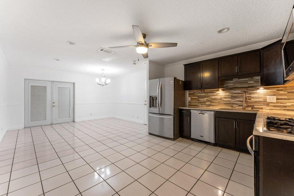 4274 Centurian Circle