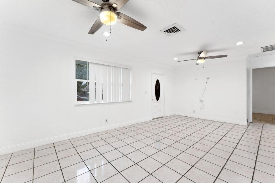 4274 Centurian Circle