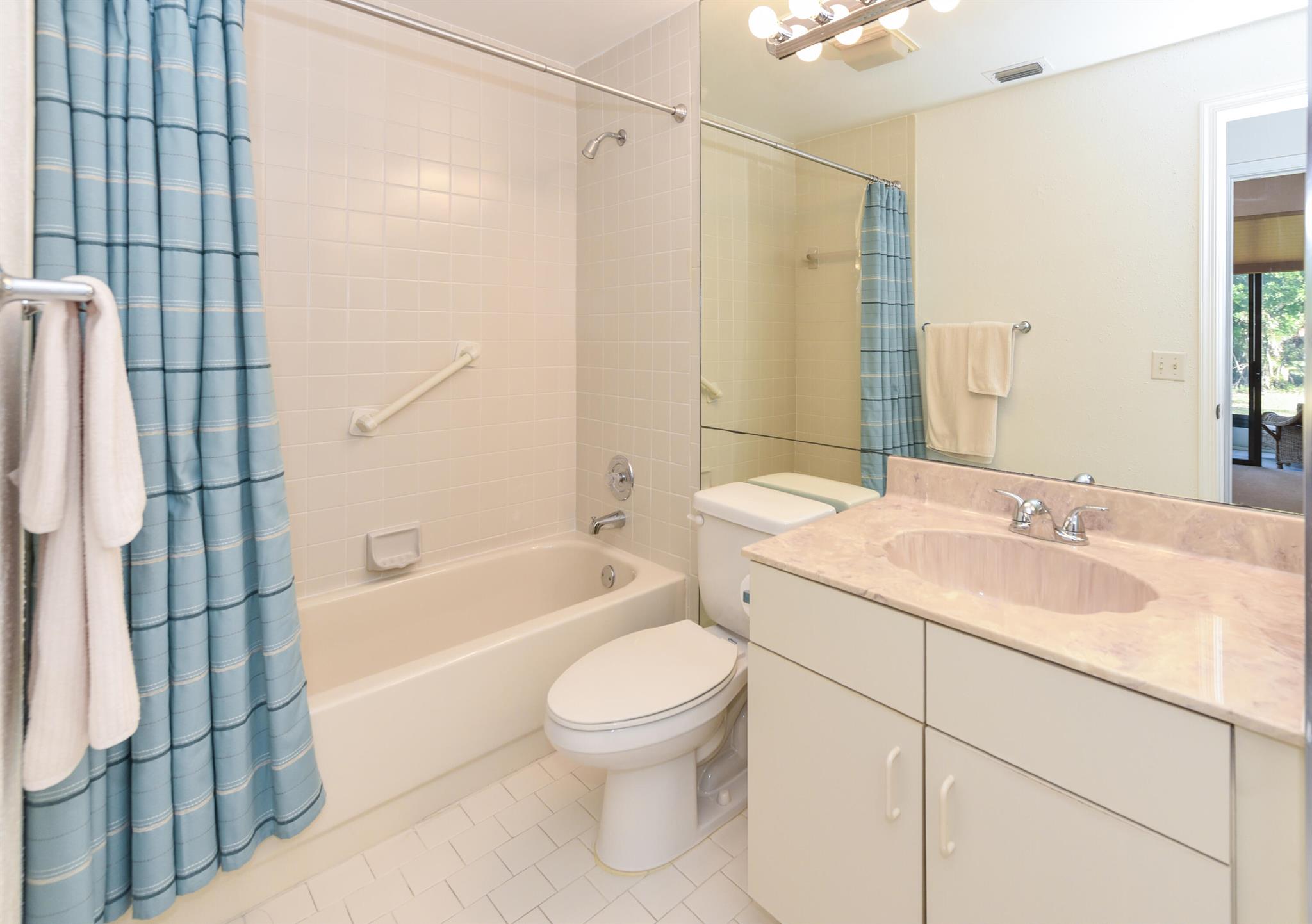 7864 Lexington Club Boulevard B