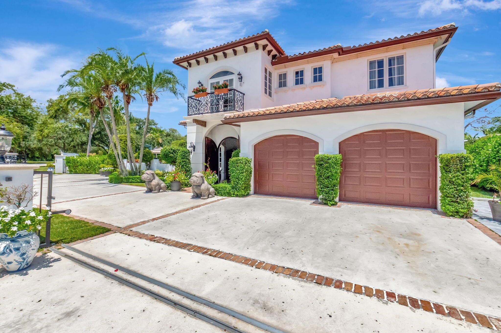 285 NW 6th Street