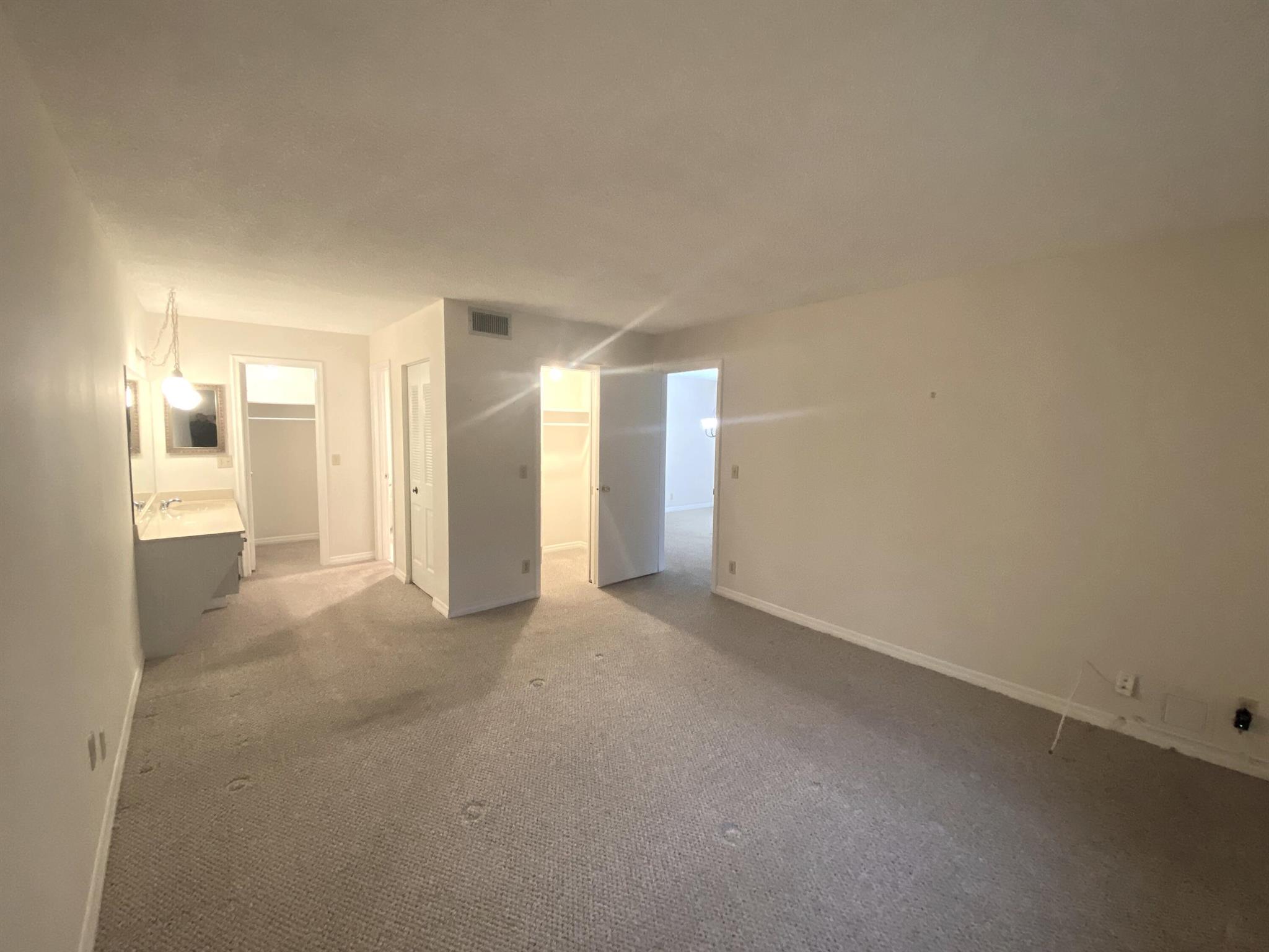 1130 Mahogany Way 102
