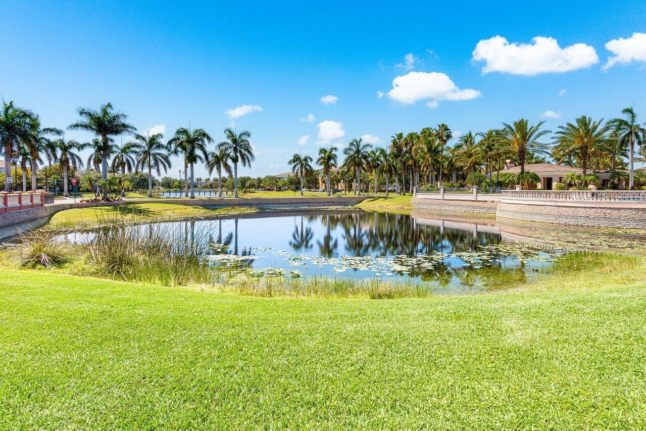2809 Amalei Drive 101