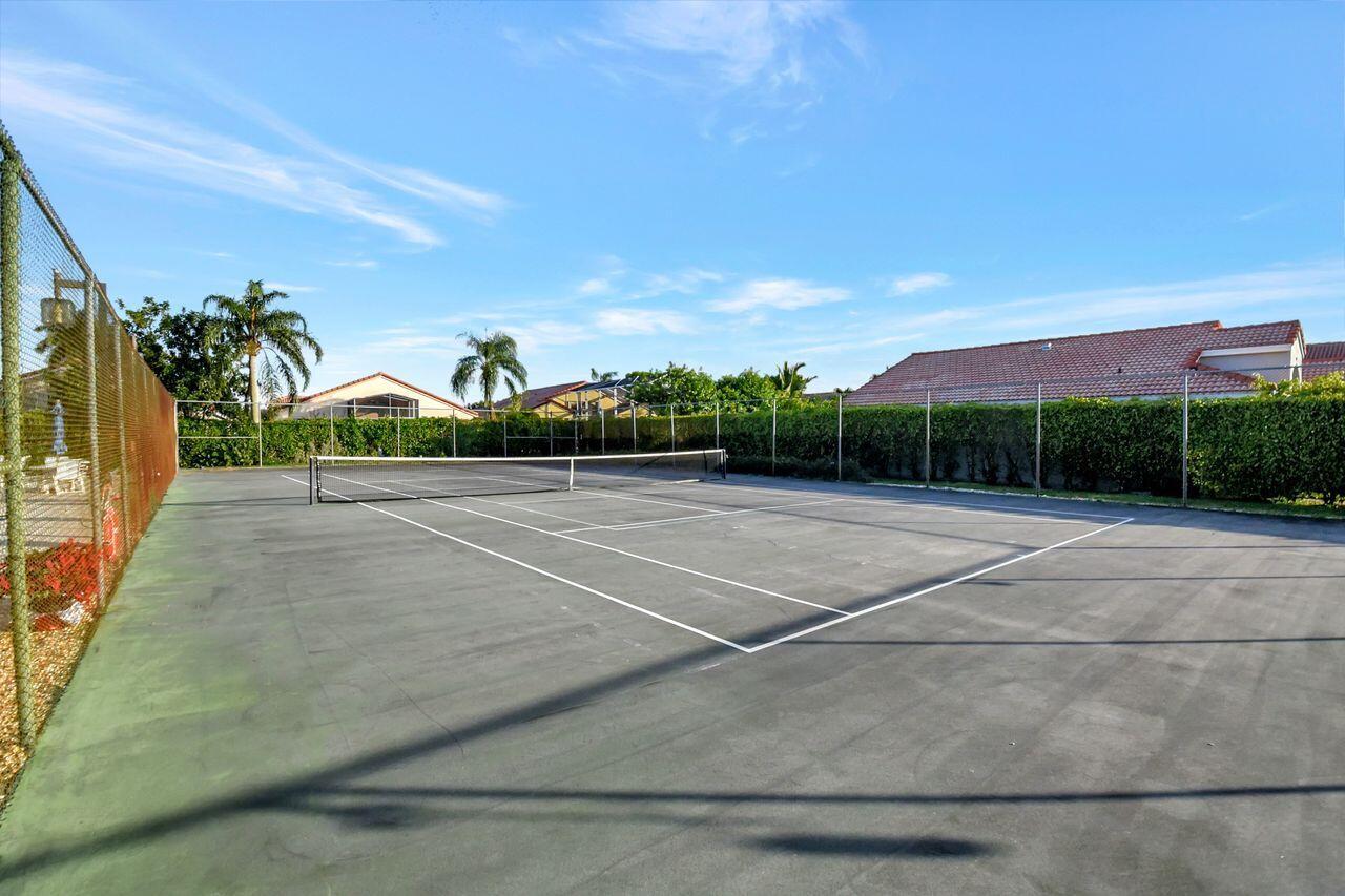 12233 Country Greens Boulevard