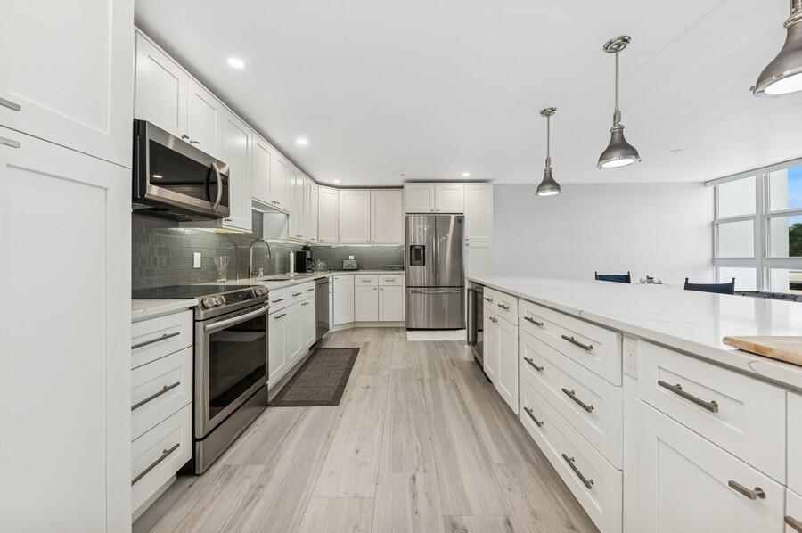 2200 S Ocean Boulevard 203