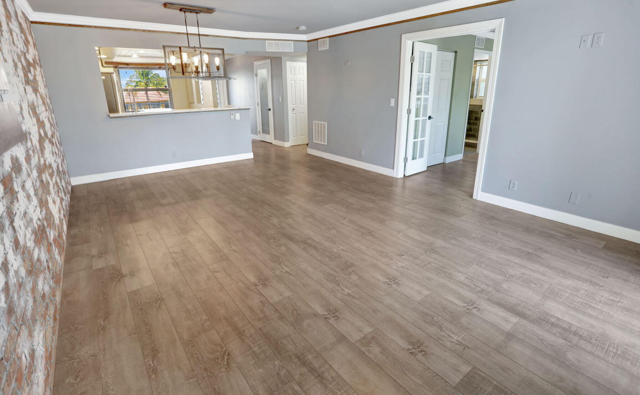 7800 NW 18th Street 201