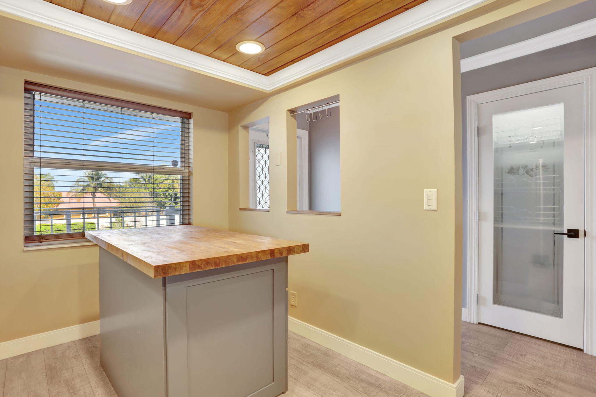 7800 NW 18th Street 201