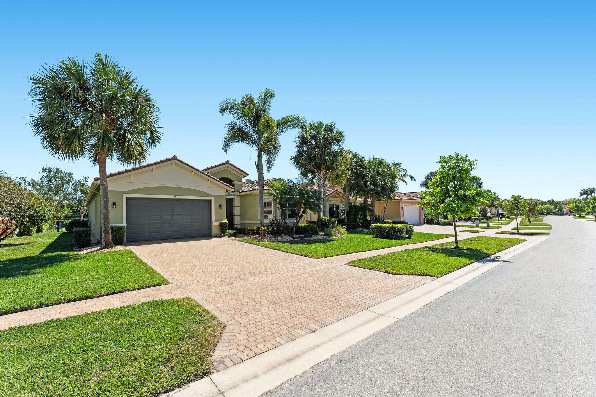 9362 Isles Cay Drive