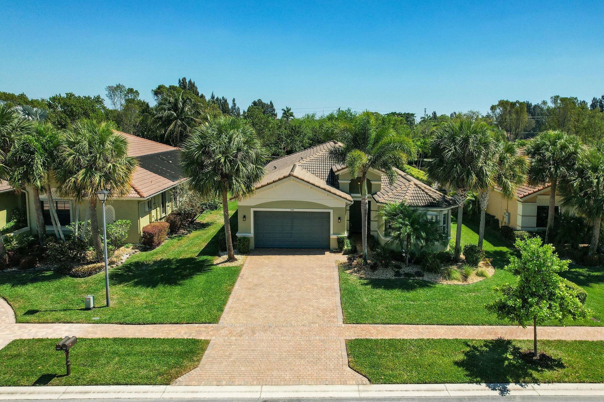 9362 Isles Cay Drive