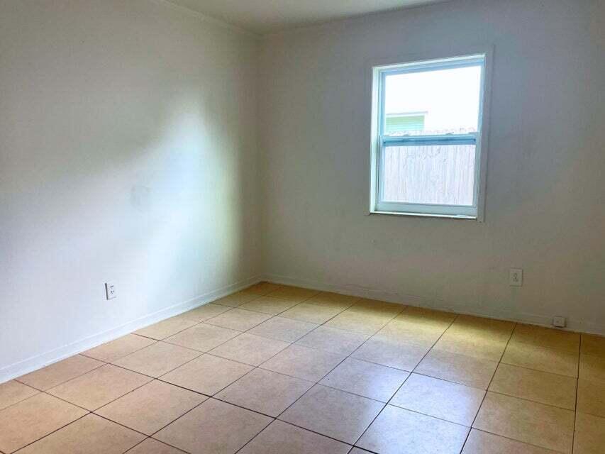 243 SE 24th Avenue A