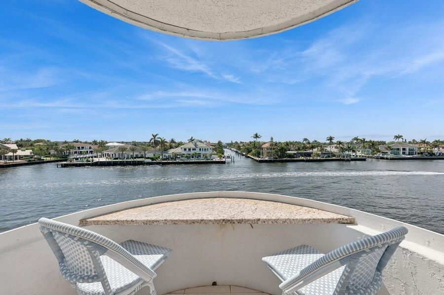 2200 S Ocean Boulevard 401