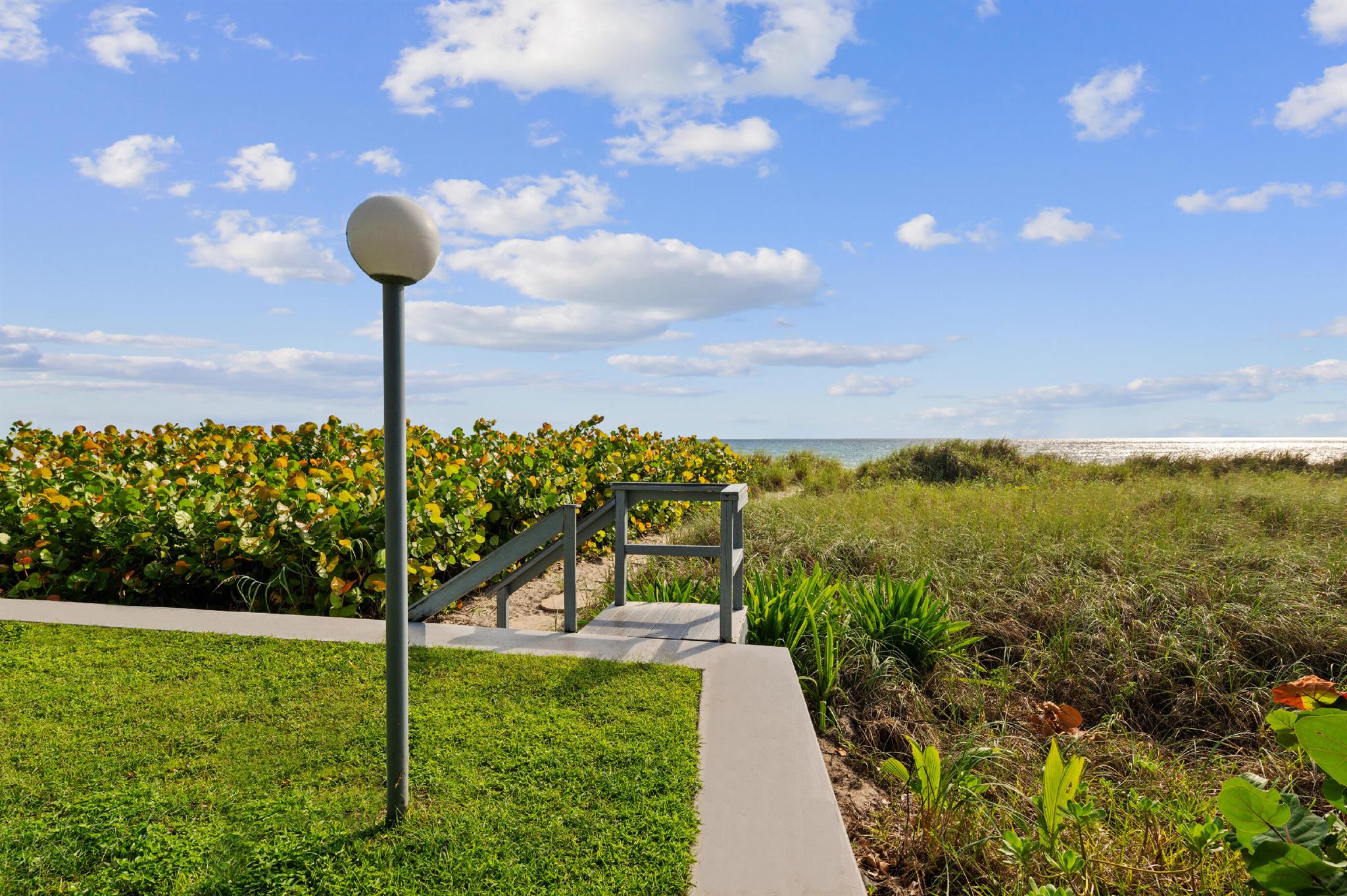 2200 S Ocean Boulevard 401