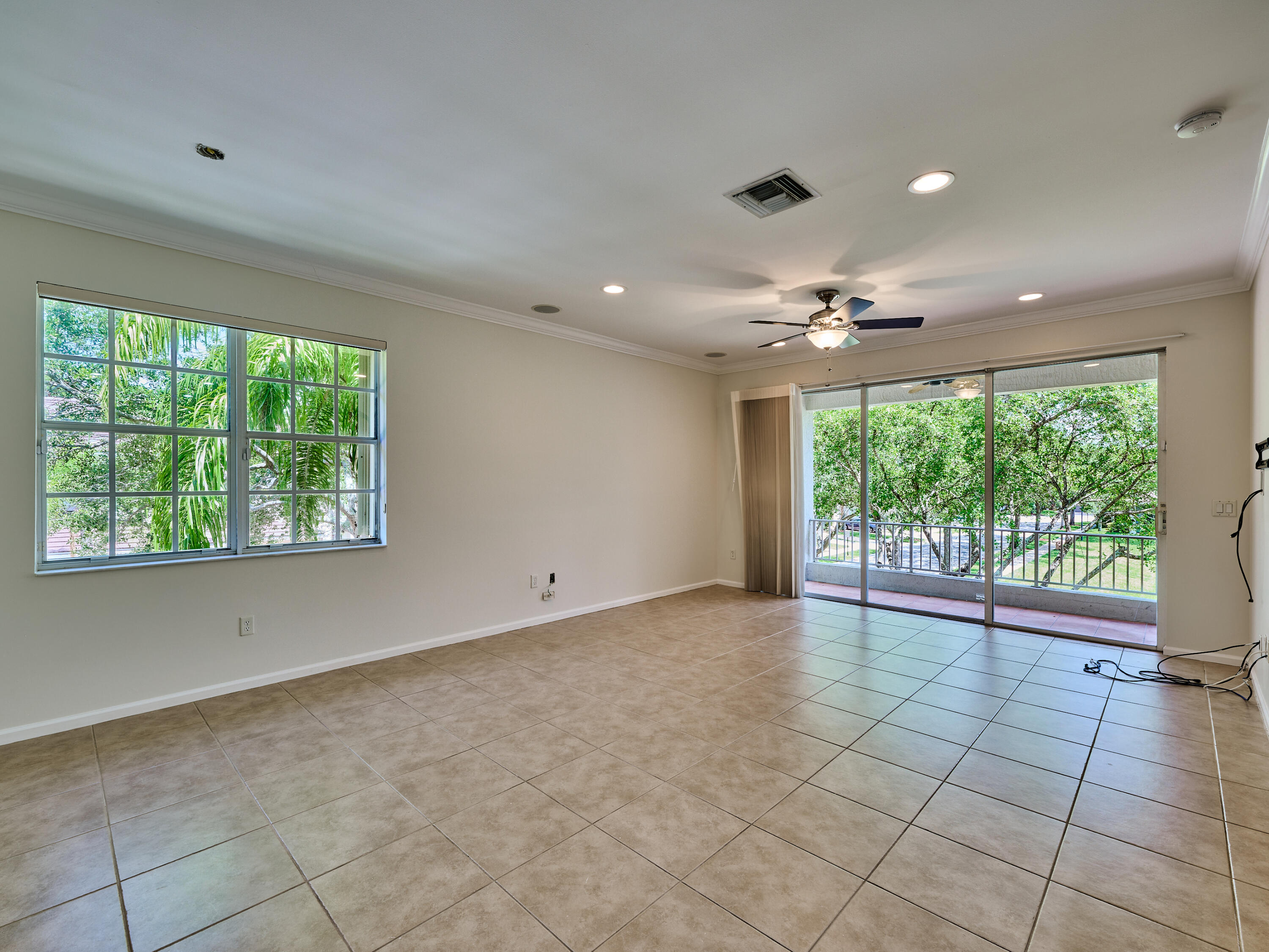 6436 Bella Circle Circle 1105