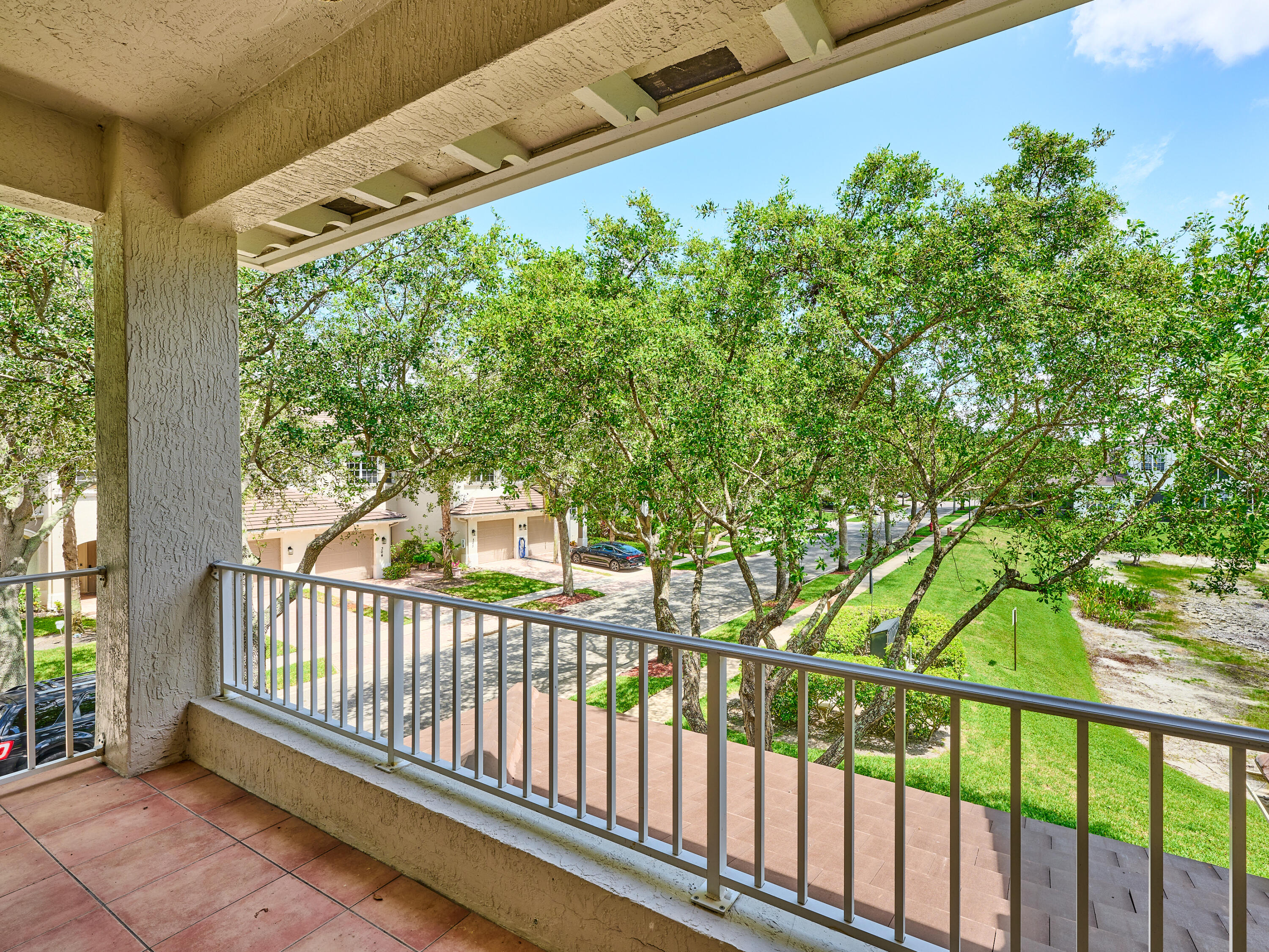 6436 Bella Circle Circle 1105