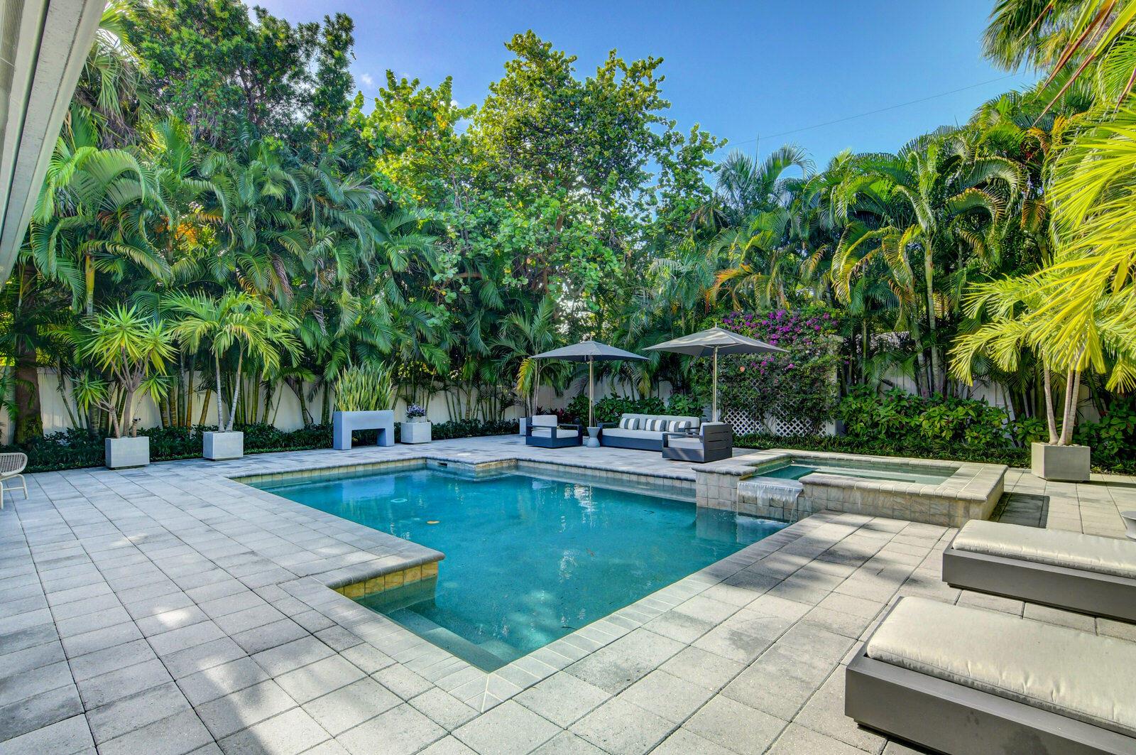 717 NE 1st Court