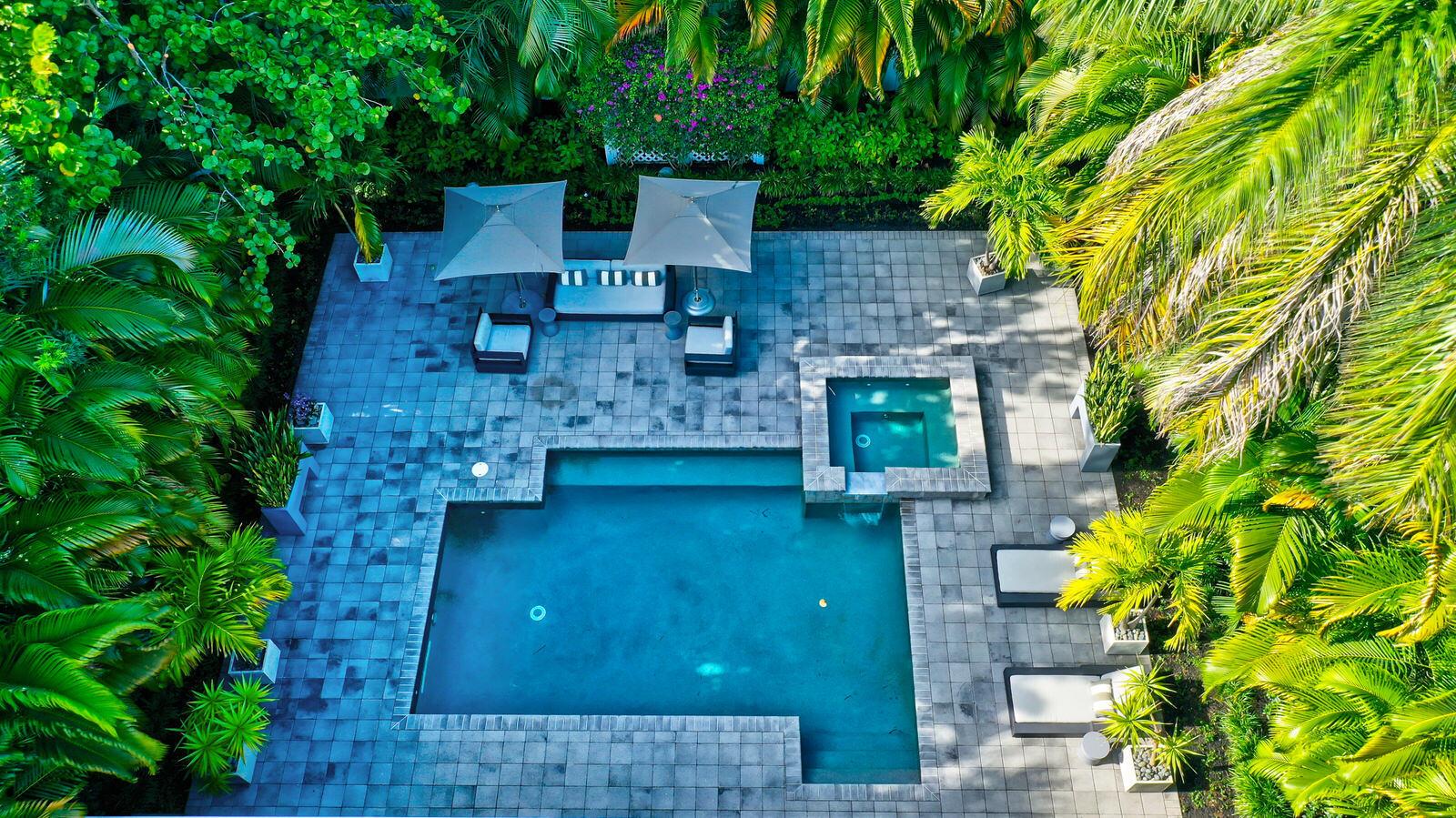717 NE 1st Court