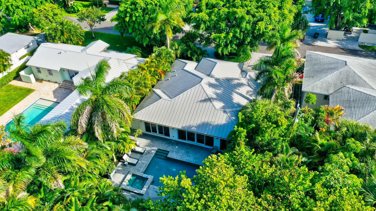 717 NE 1st Court