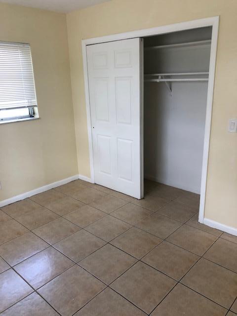 1310 S Federal Highway S 4