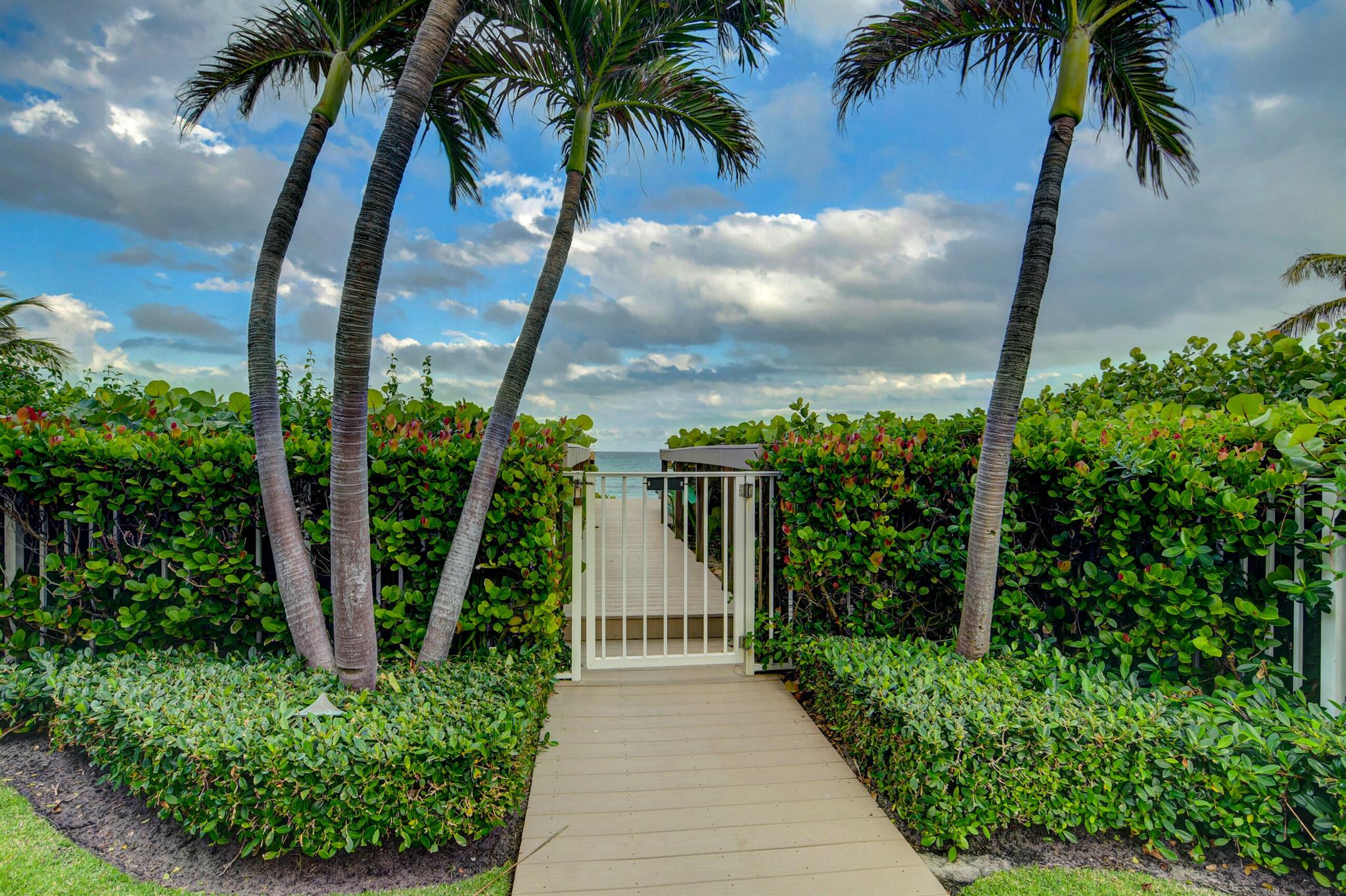 4525 Coquina Road A
