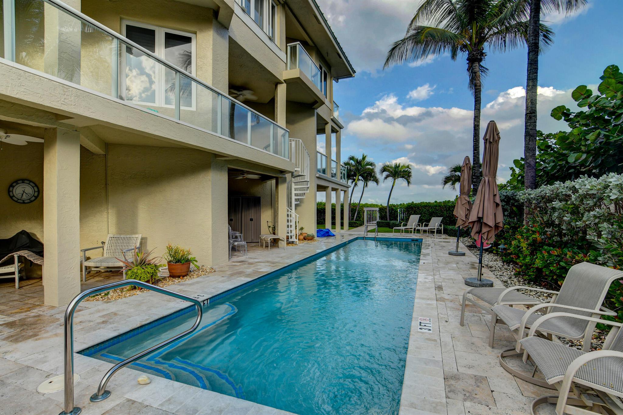 4525 Coquina Road A