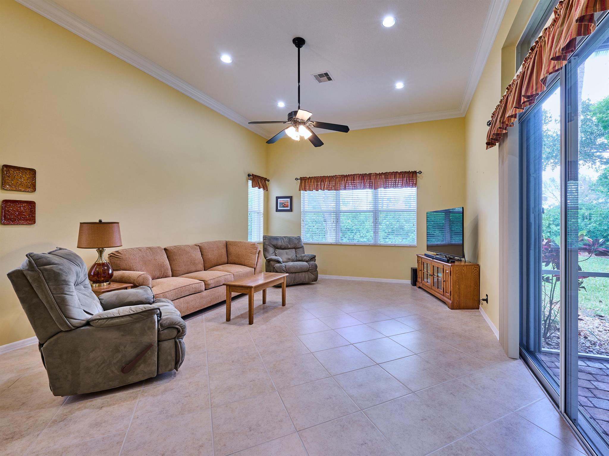6989 Pisano Drive