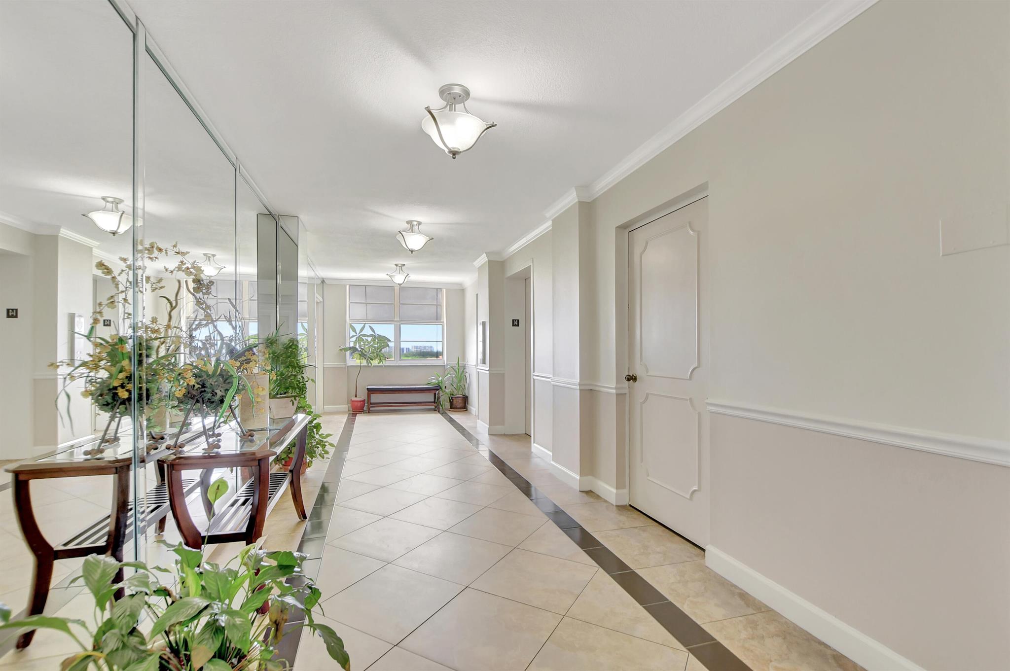 2121 N Ocean 1405e Boulevard 1405e