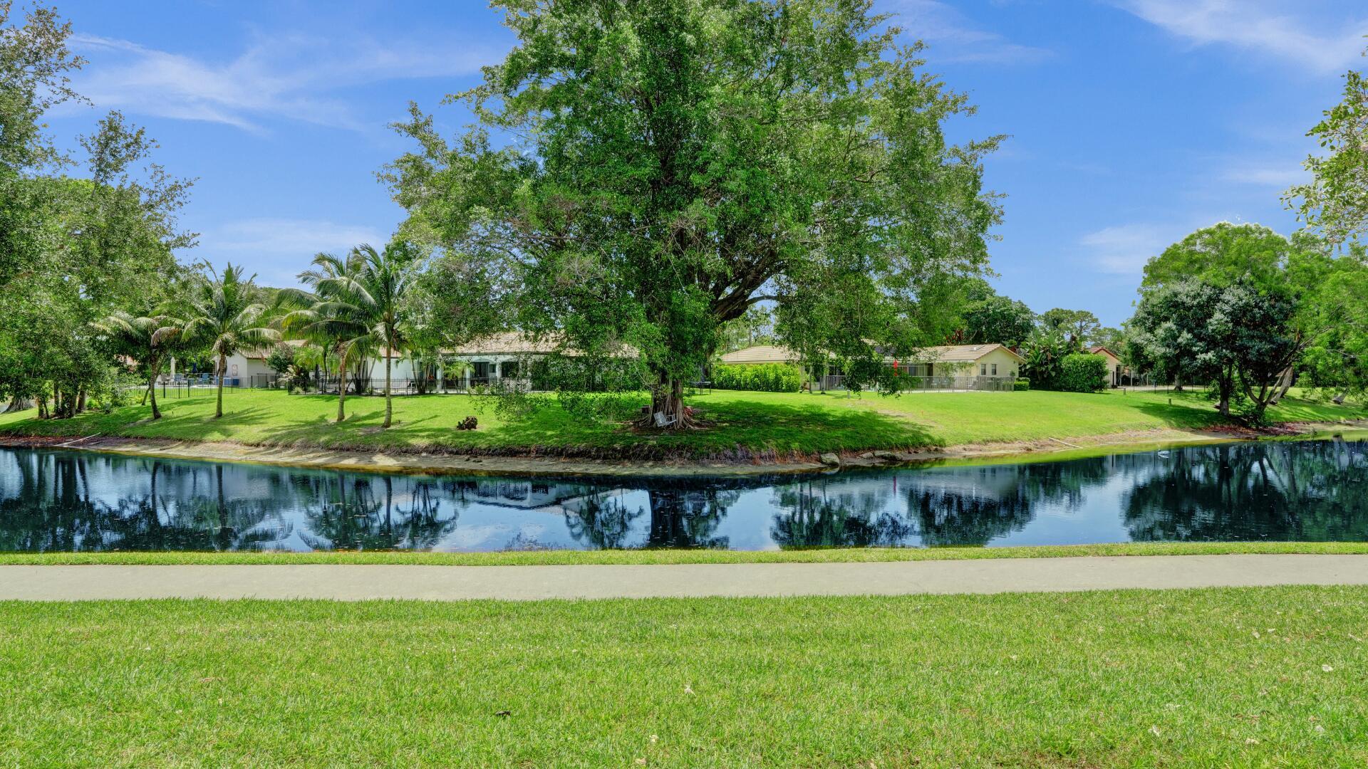2708 NW 26th Circle