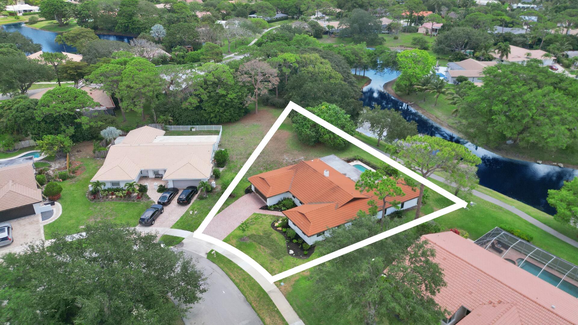2708 NW 26th Circle