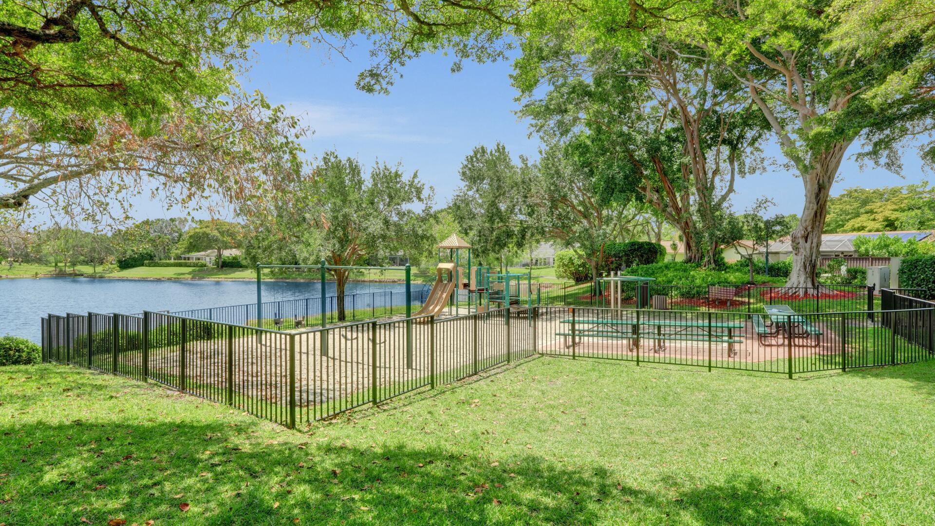 2708 NW 26th Circle
