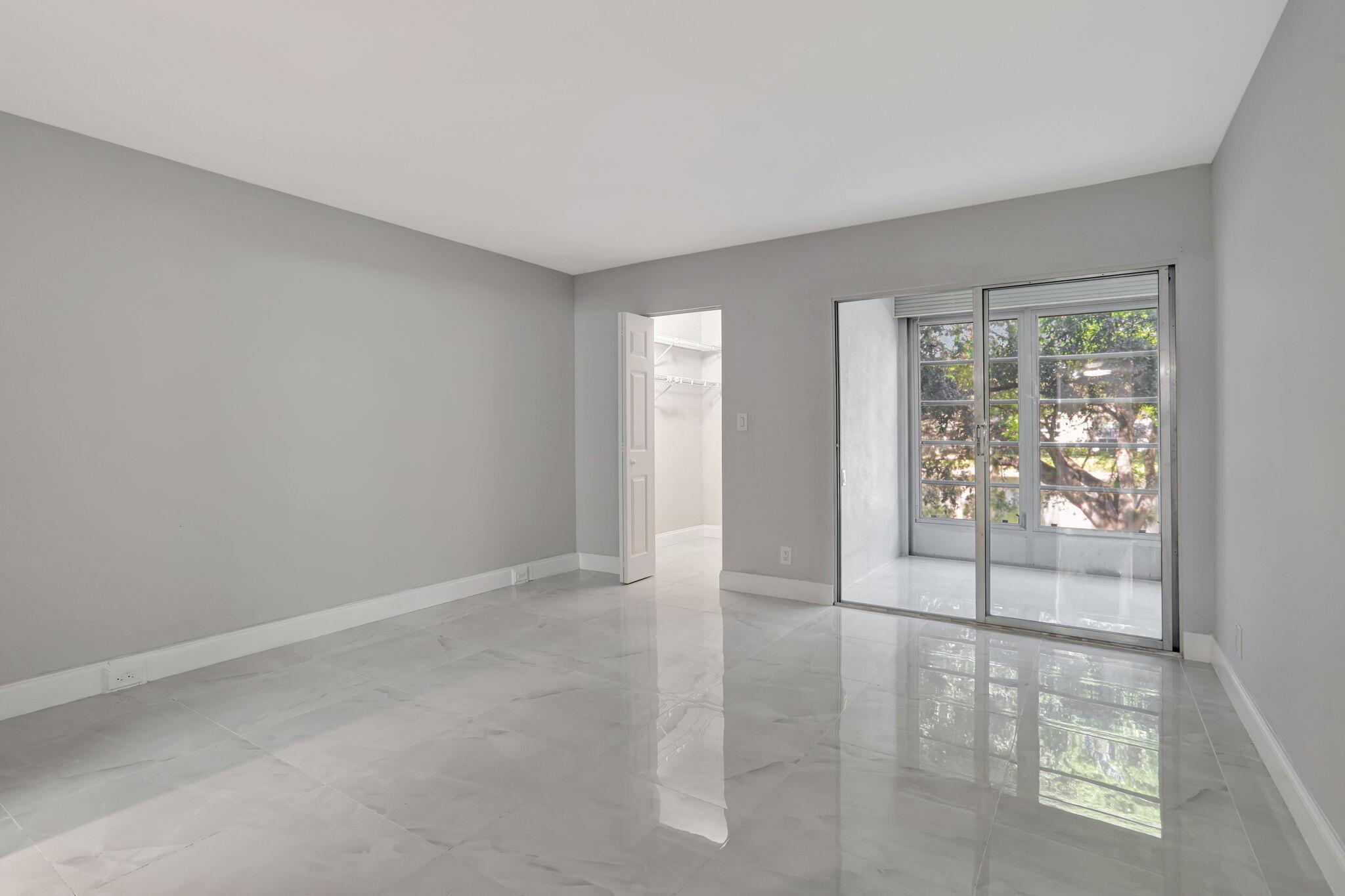 2202 Lucaya Bend G2