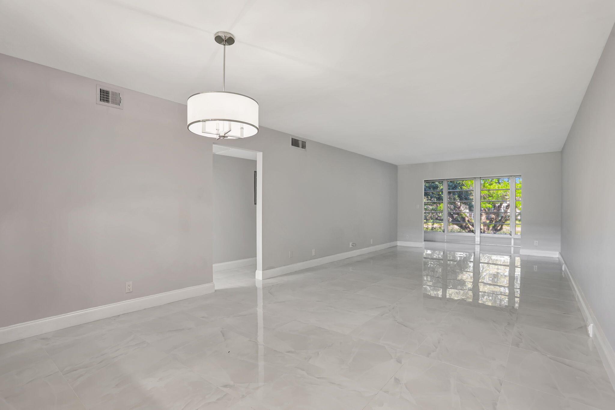 2202 Lucaya Bend G2