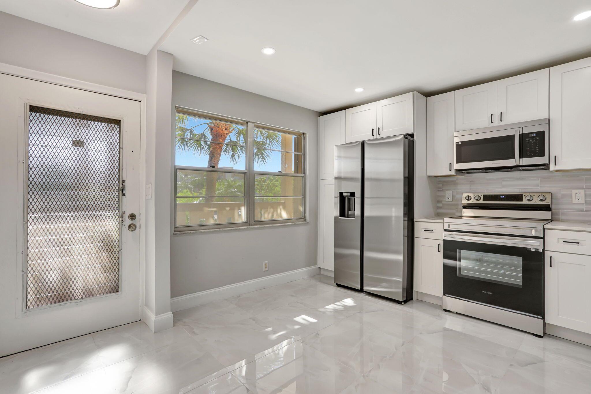 2202 Lucaya Bend G2