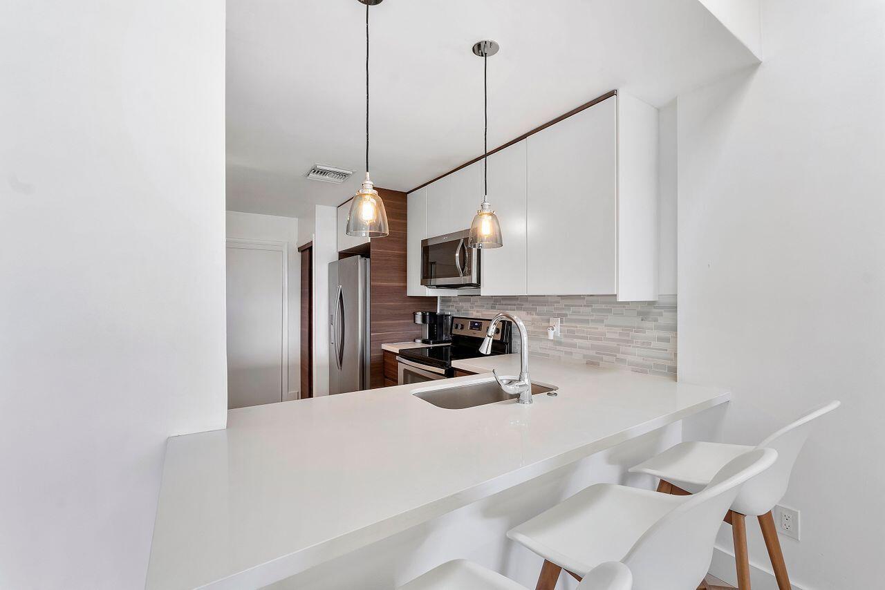 7508 La Paz Boulevard 304