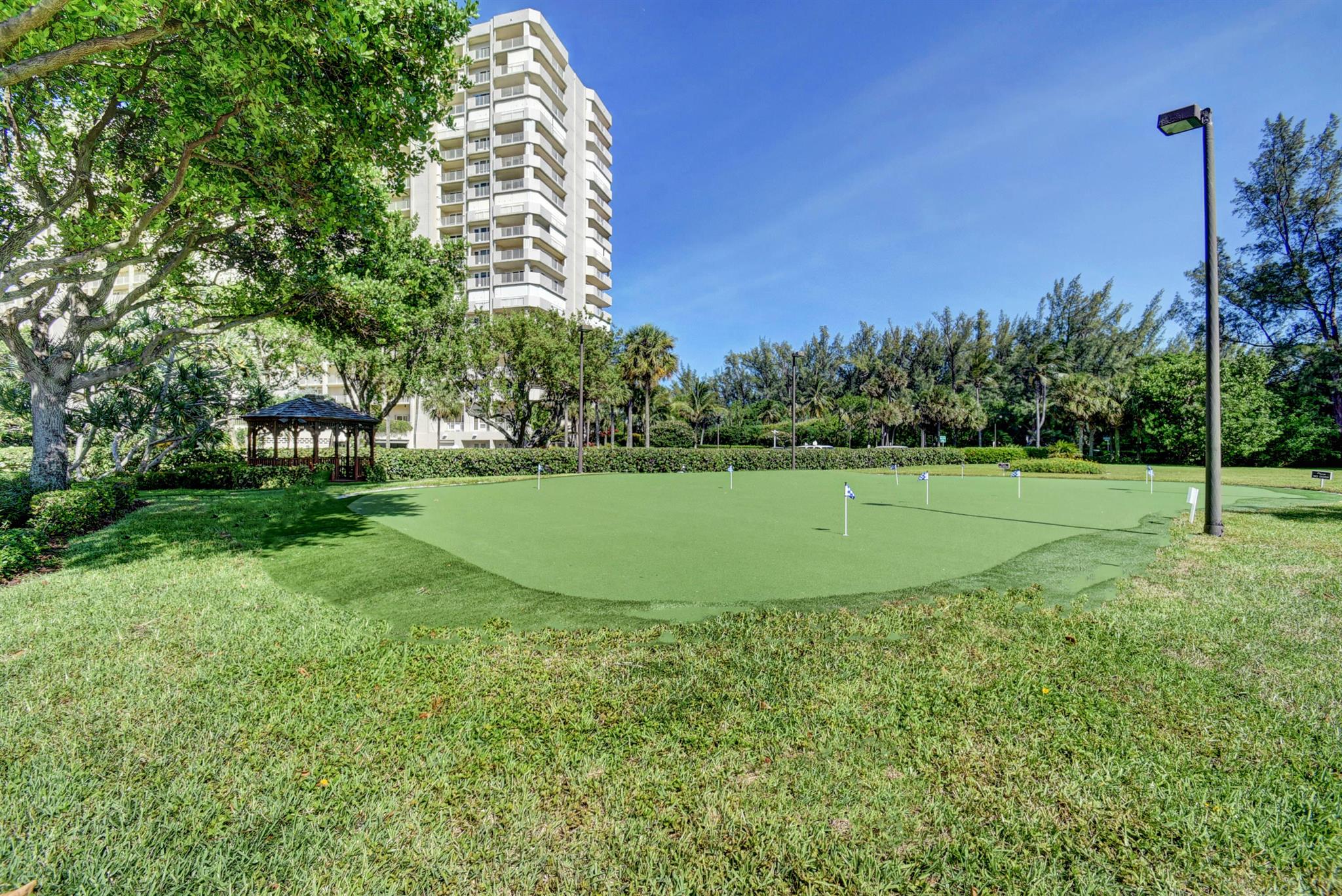 4301 N Ocean Boulevard 607