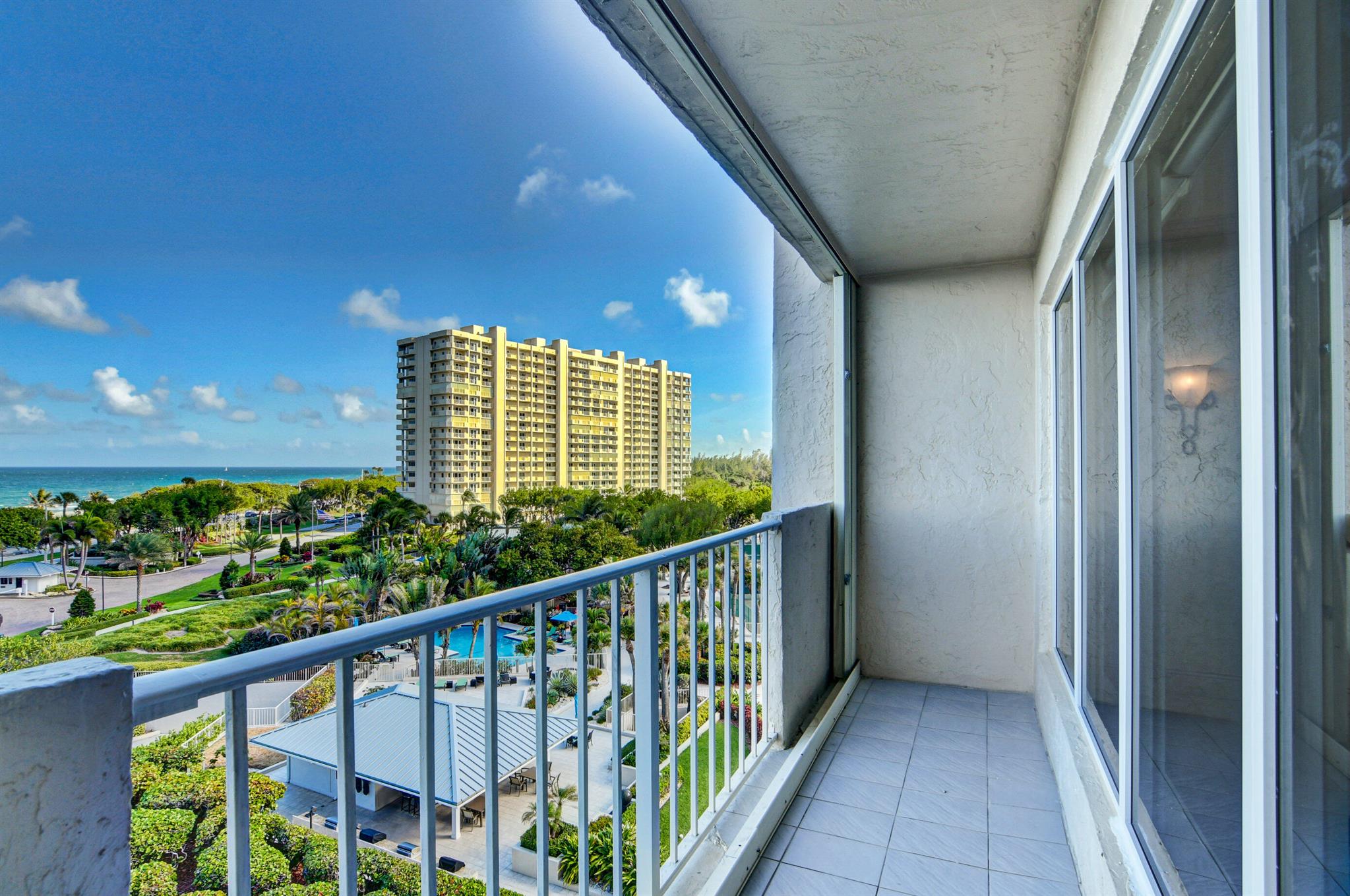 4301 N Ocean Boulevard 607
