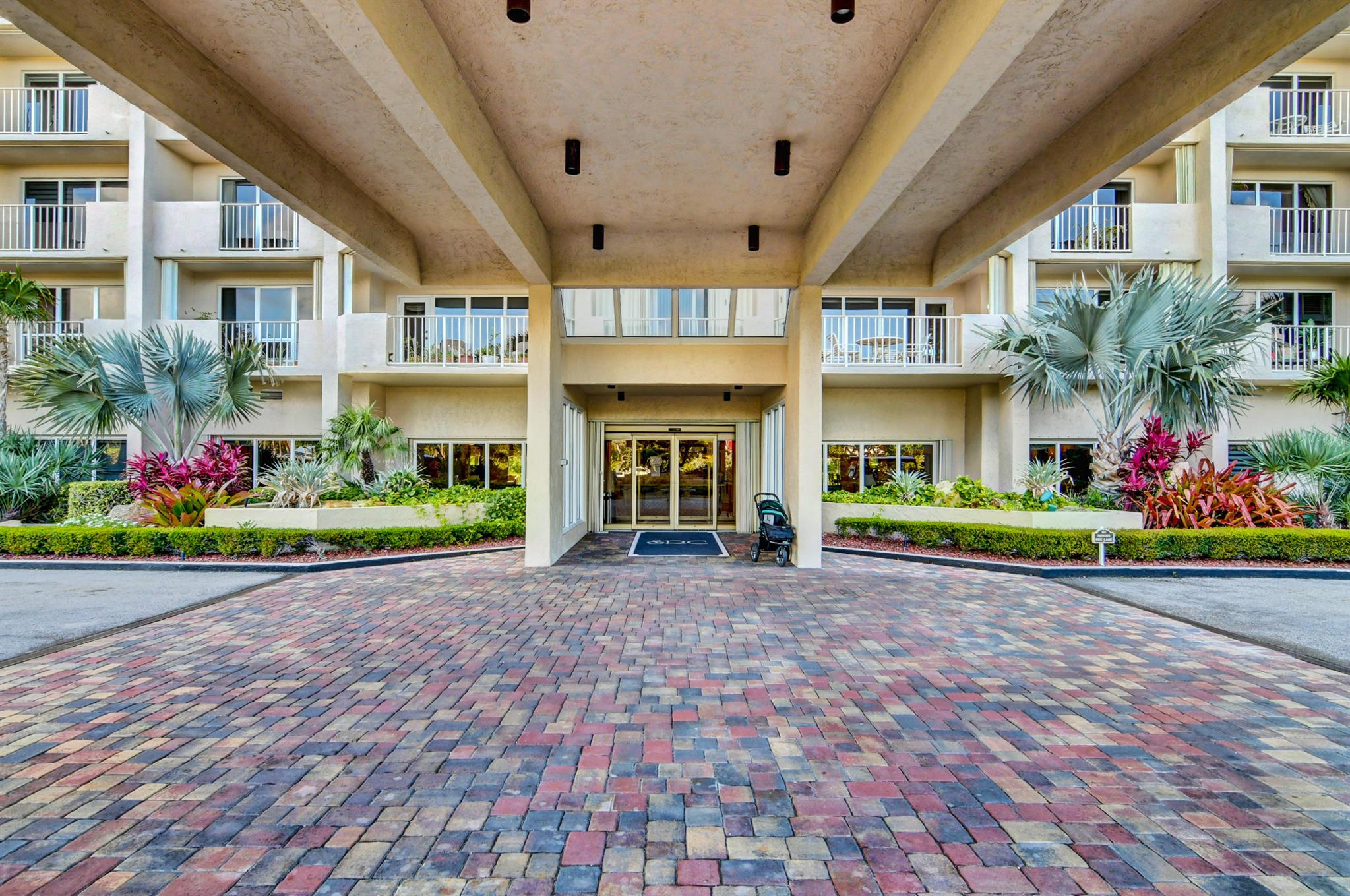 4301 N Ocean Boulevard 607