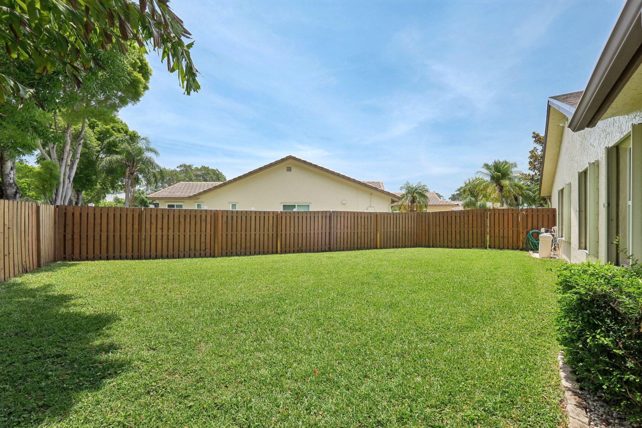 6085 Elmwood Drive