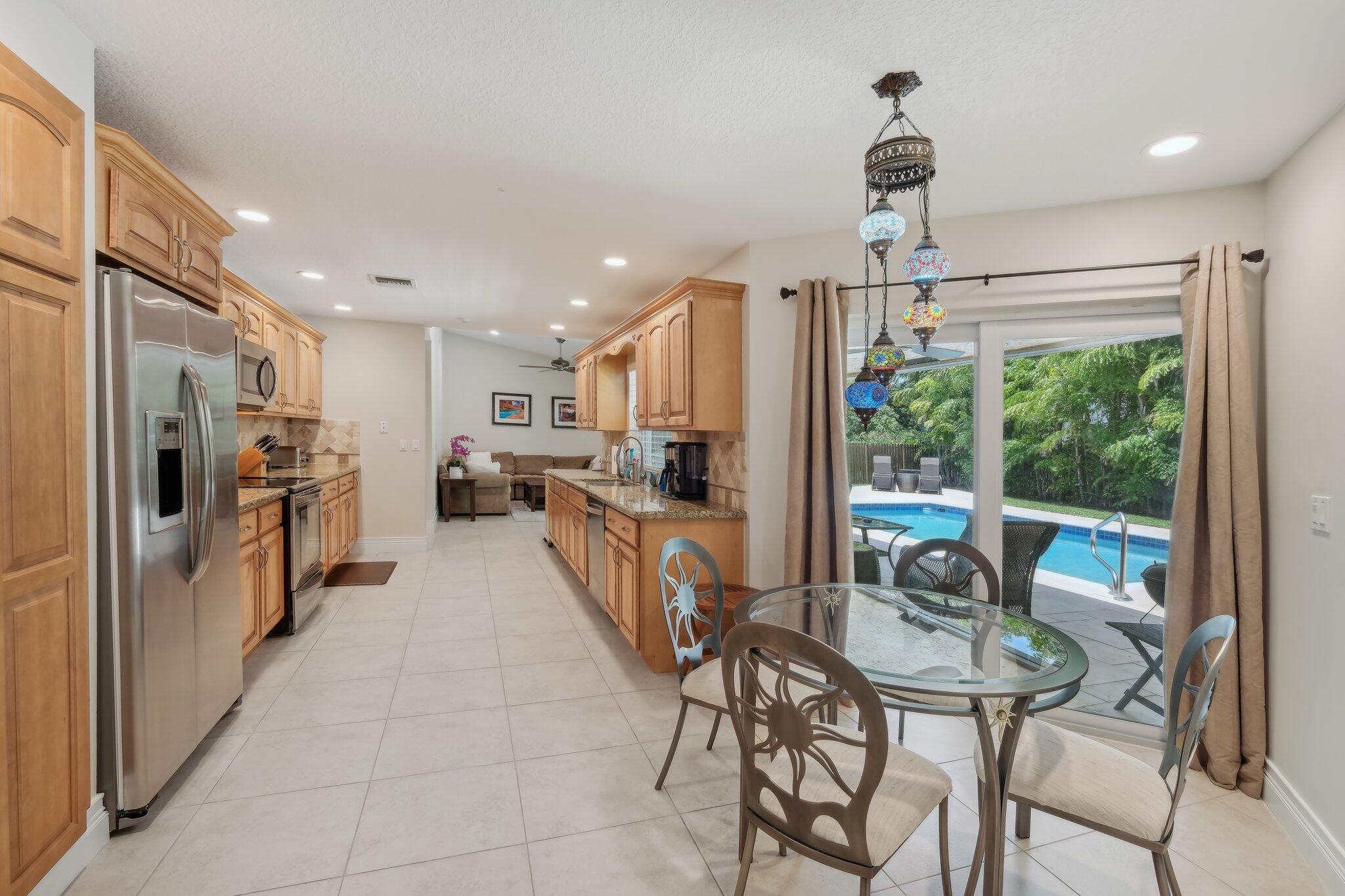 6085 Elmwood Drive