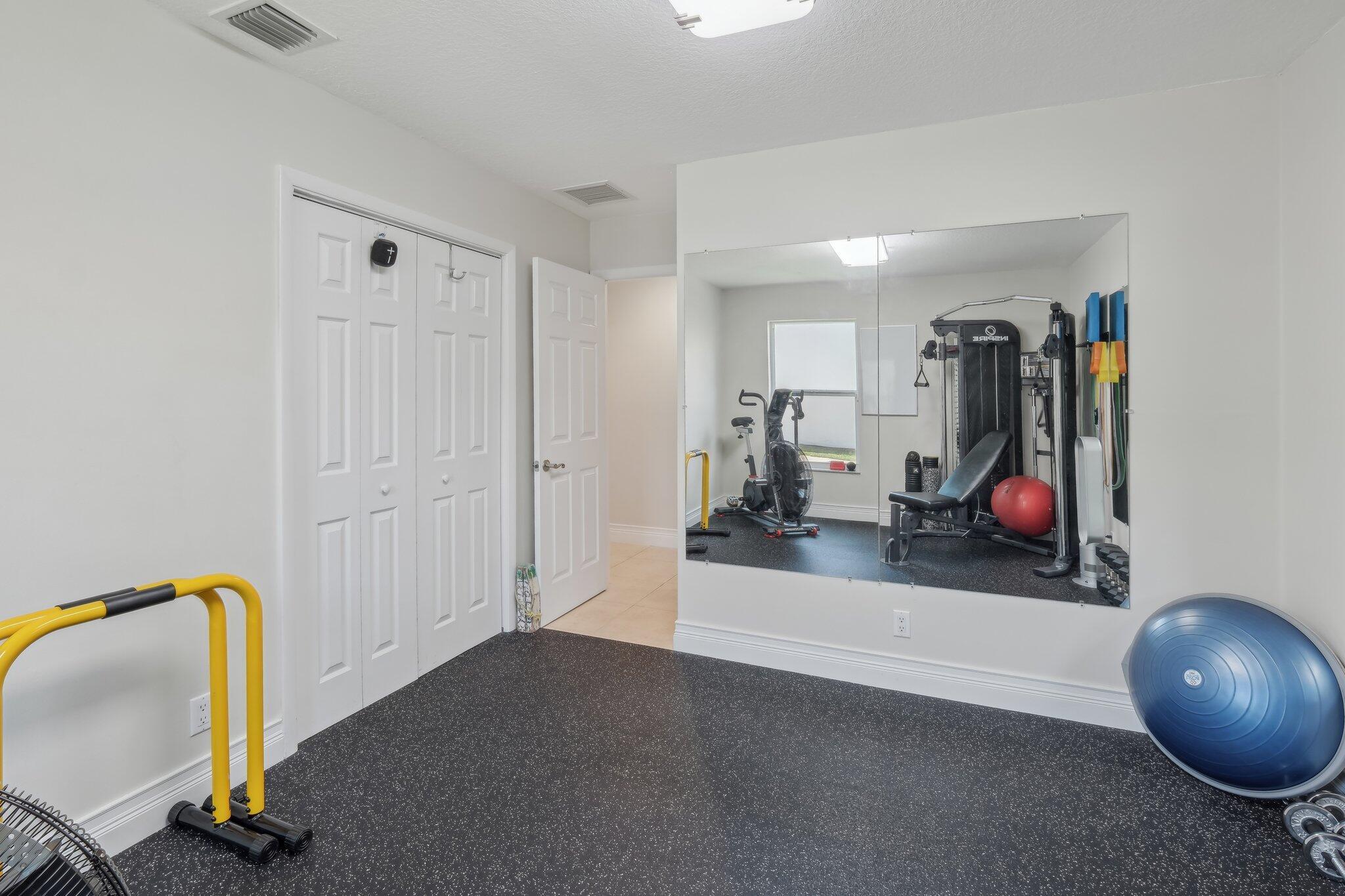 6085 Elmwood Drive