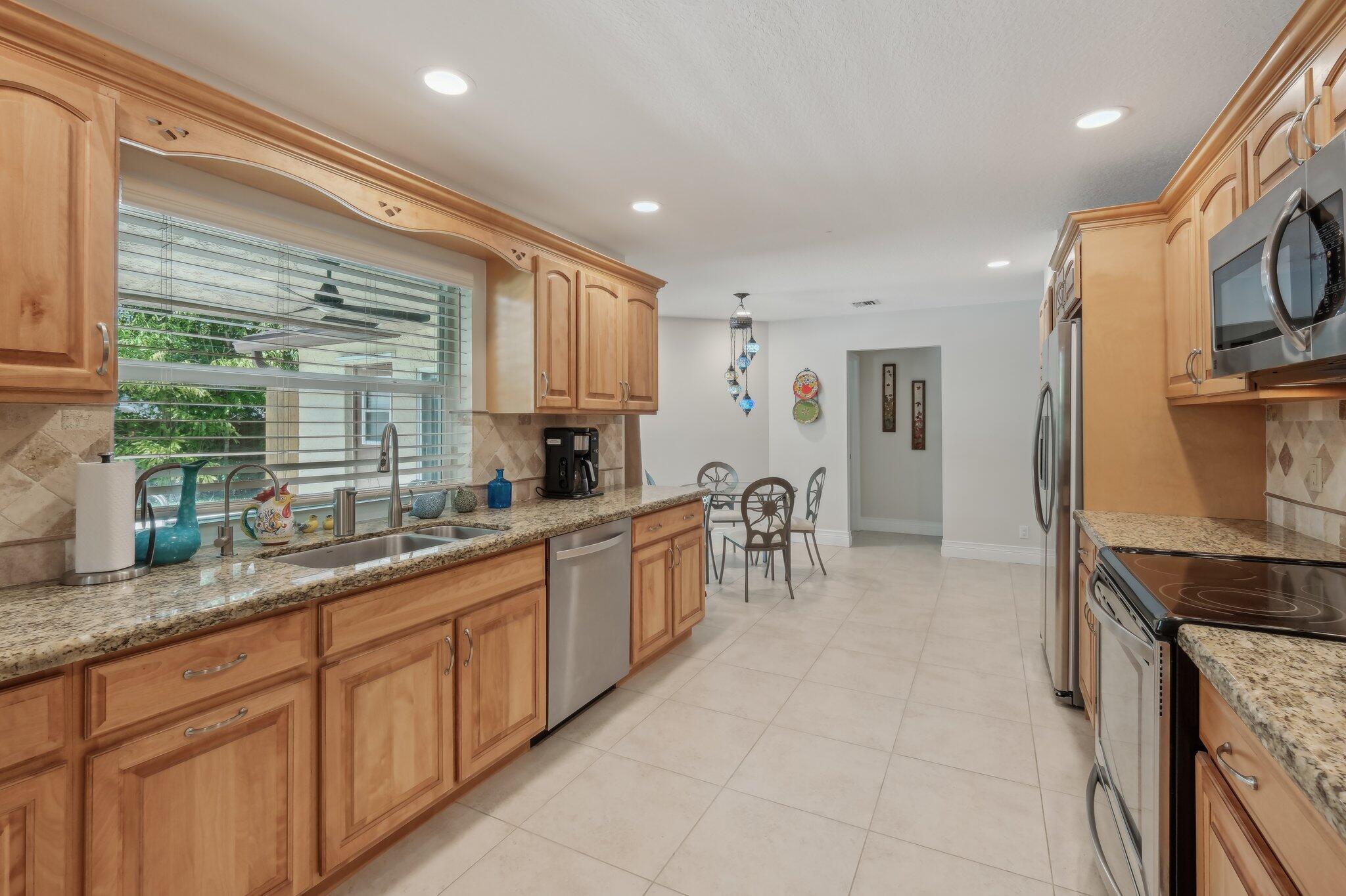 6085 Elmwood Drive
