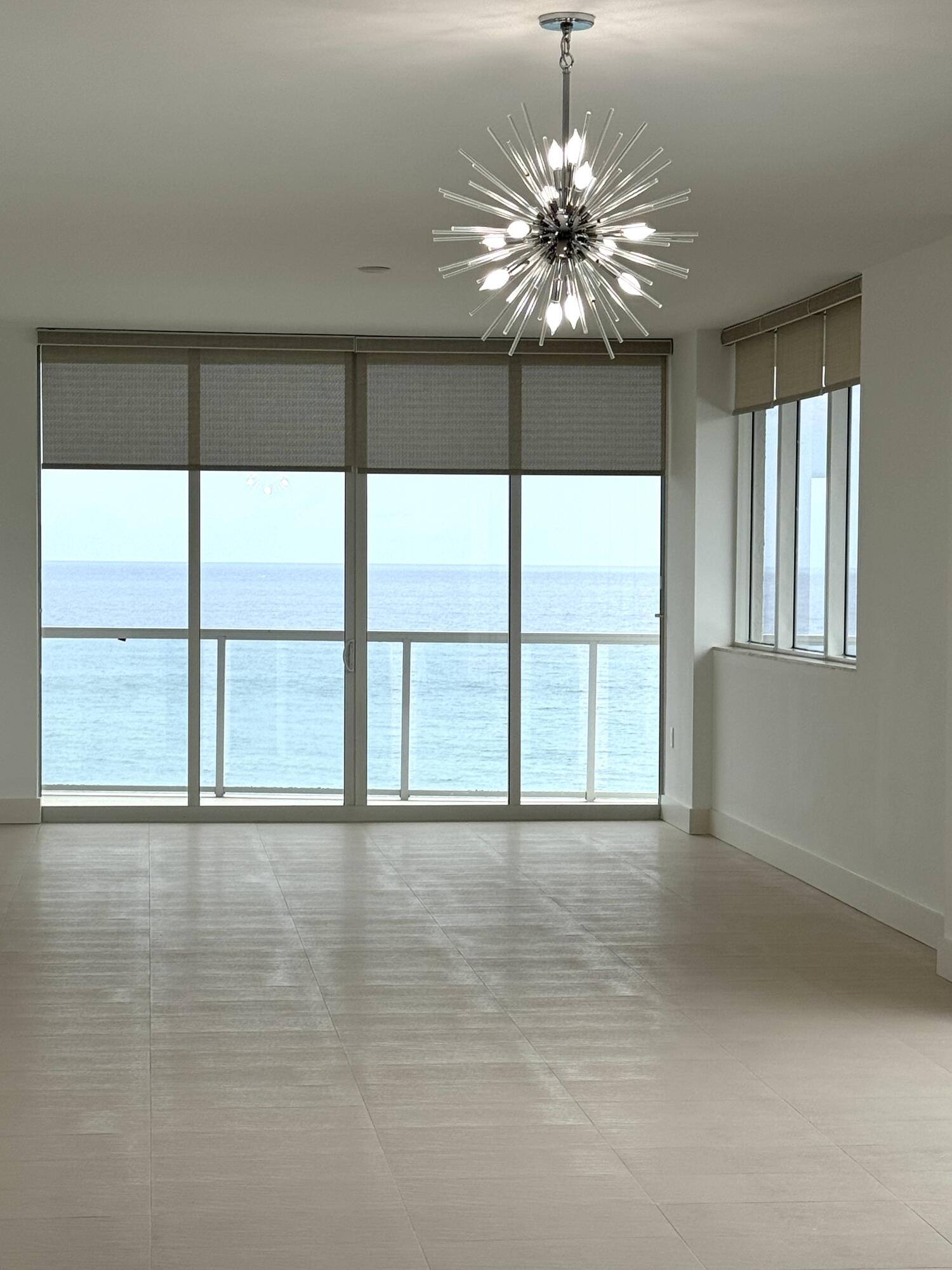 704 N Ocean Boulevard 701
