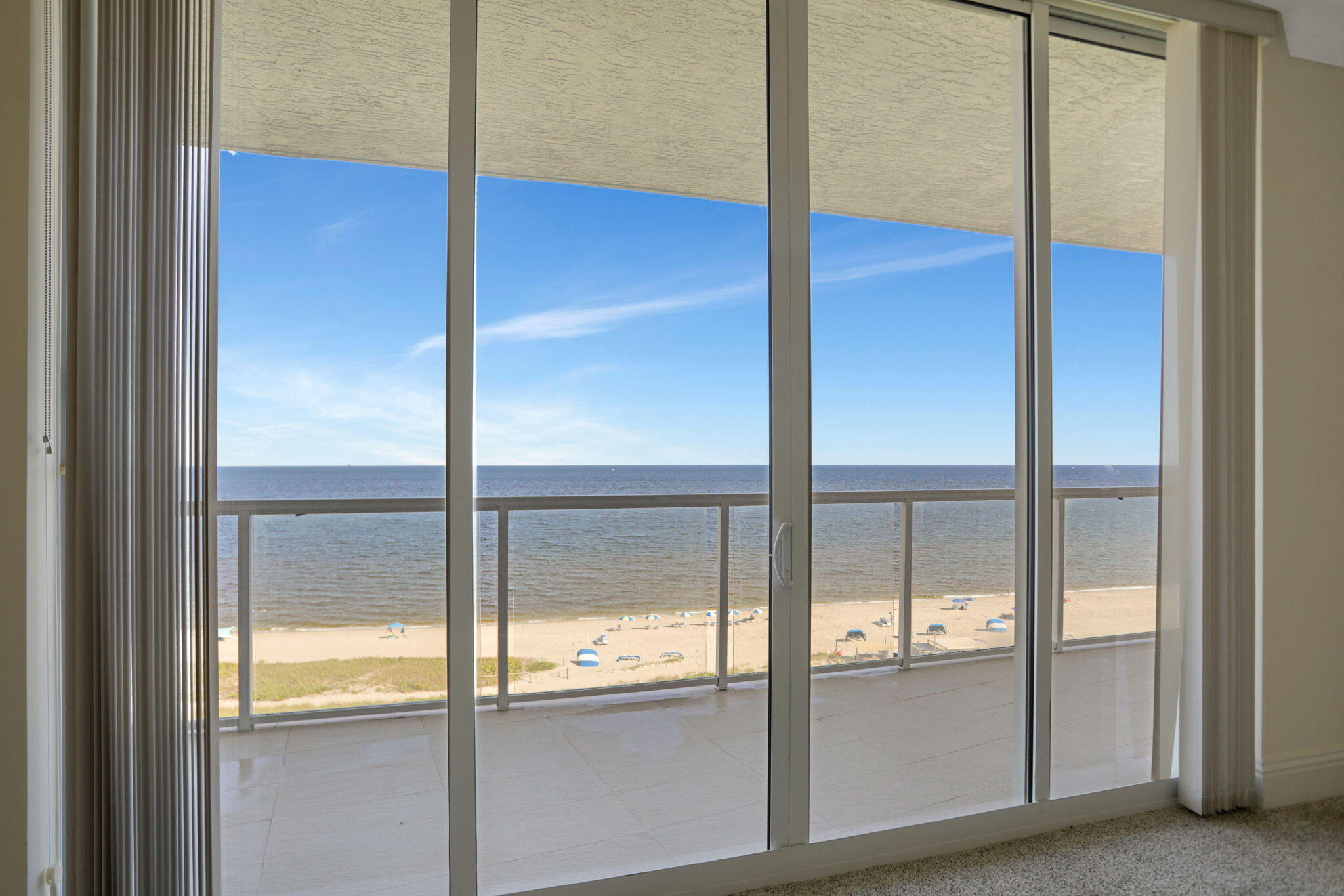 704 N Ocean Boulevard 701