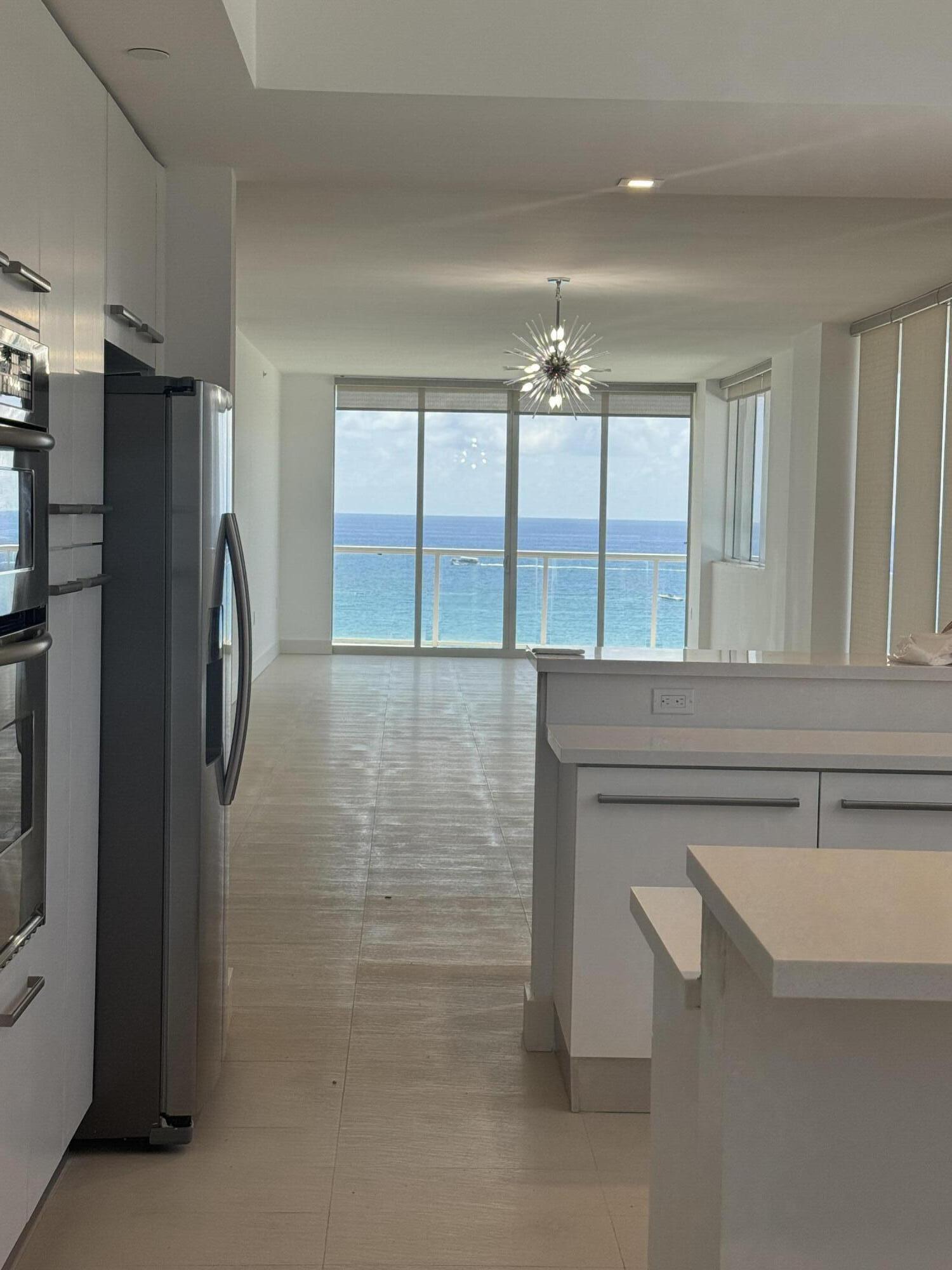 704 N Ocean Boulevard 701