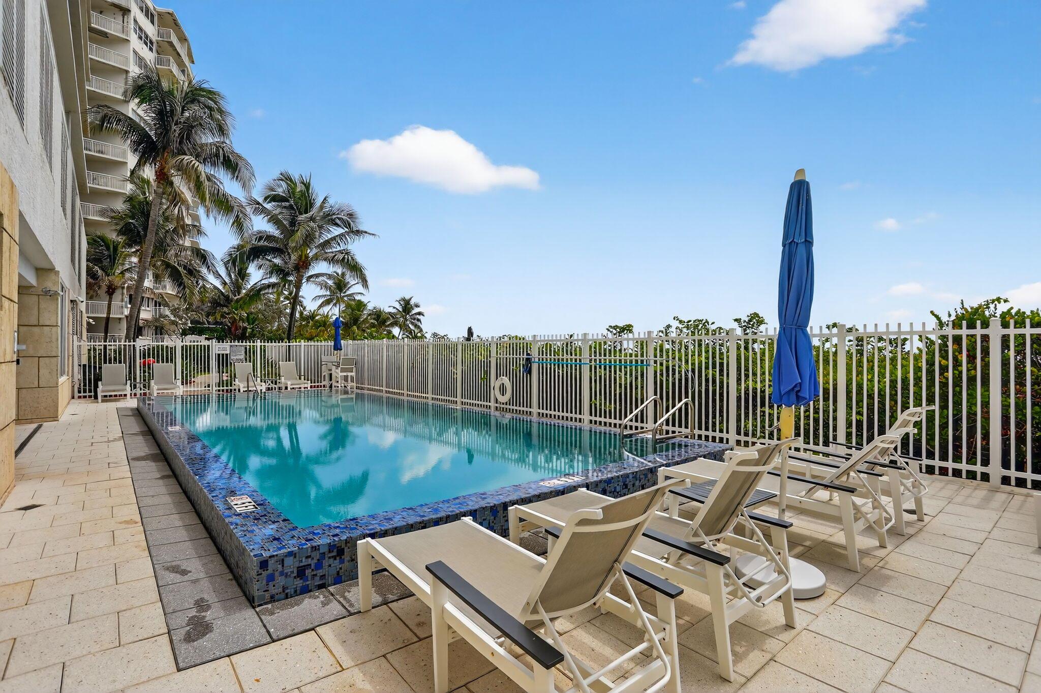 704 N Ocean Boulevard 701