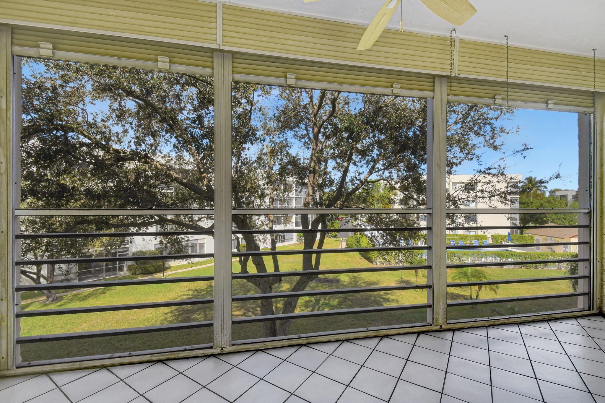 3186 Via Poinciana Drive 304