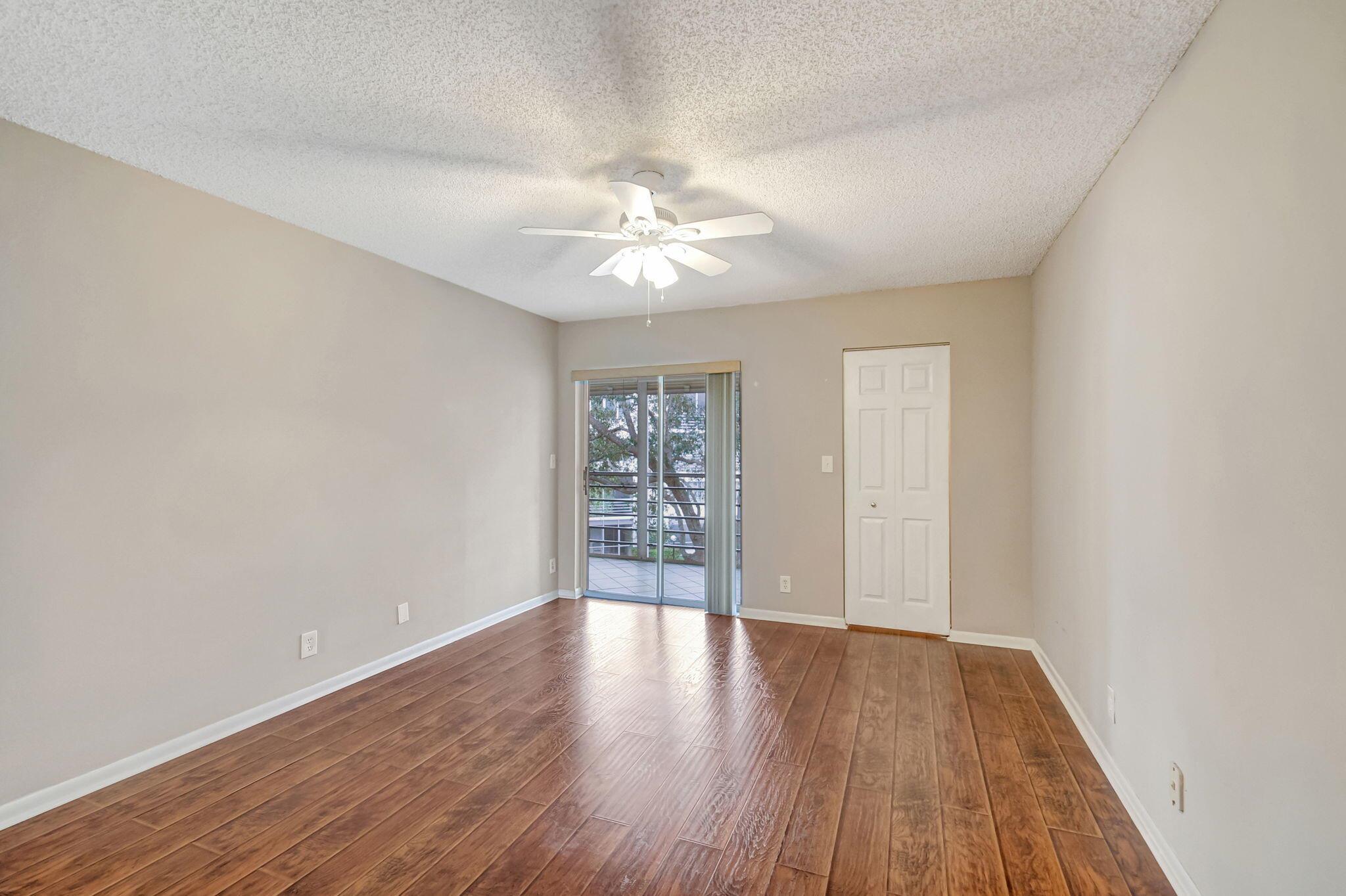 3186 Via Poinciana Drive 304